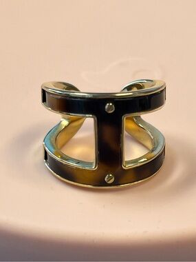 Michael Kors Gold Tone Tortoise Shell Acetate Cage Double Band Ring Size 7